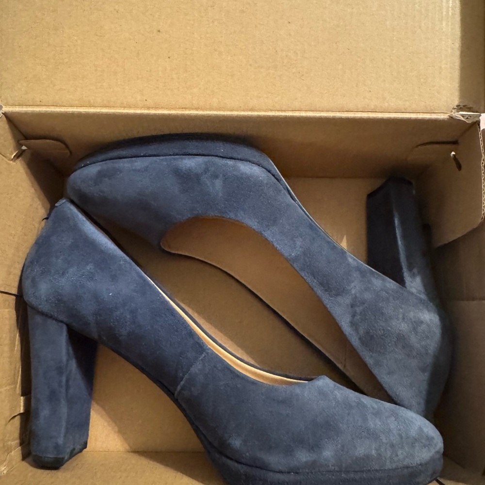Elegant Clark’s Navy Blue Women's Heels
